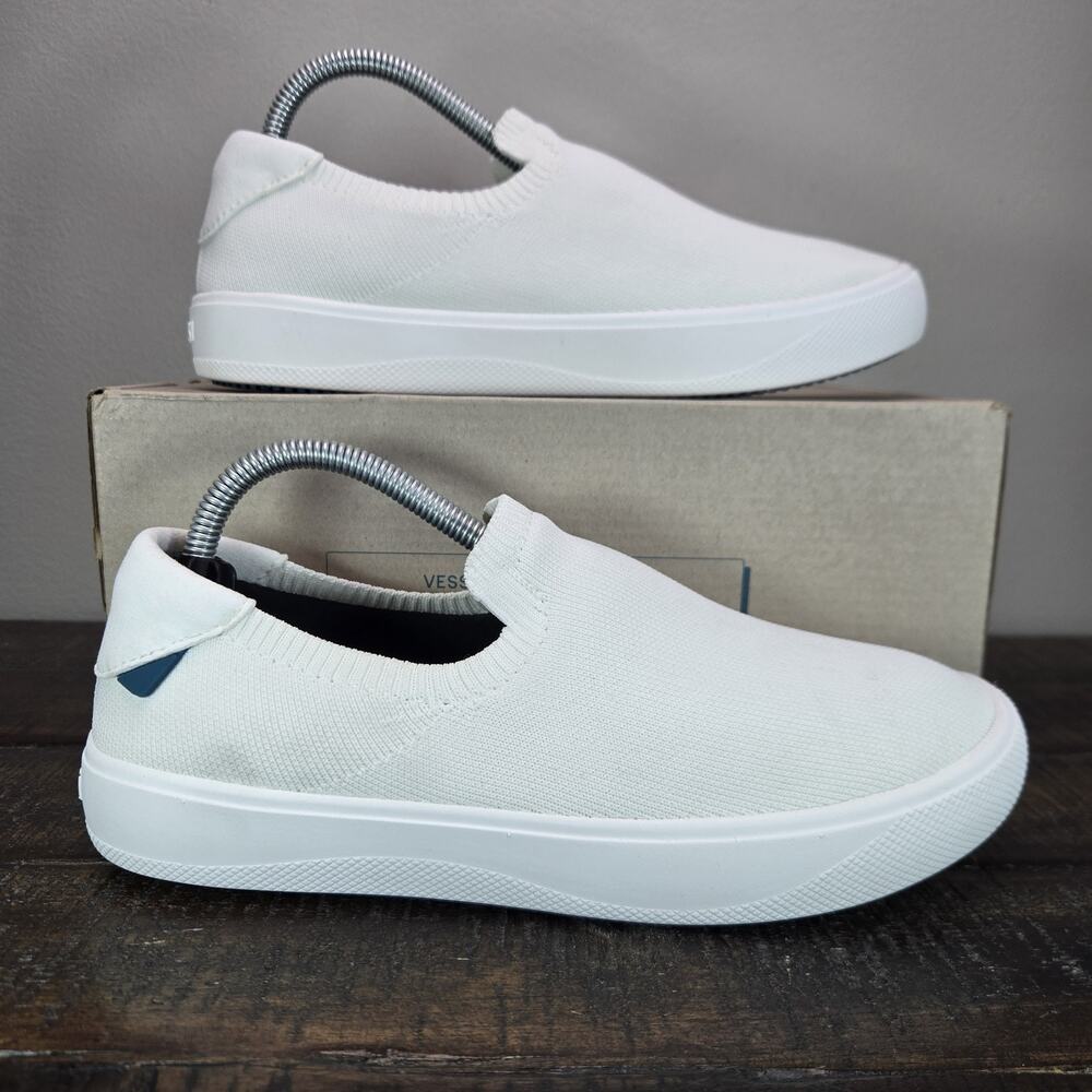 Vessi Boardwalk Slip On Womens Size 6 Waterproof Shoes Sneakers Sail White